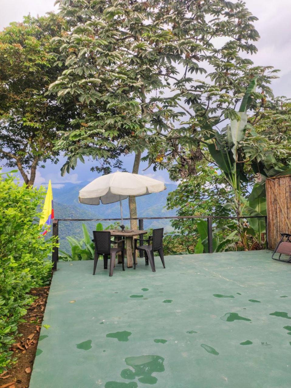 Hotel Y Restaurante Mirador Aires De La Sierra, Minca Ngoại thất bức ảnh